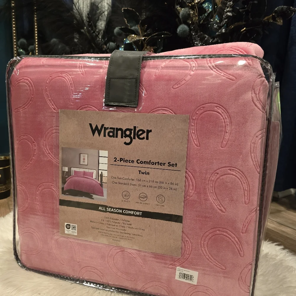 Wrangler Pink Twin 2-Piece Comforter Set with Embossed Horseshoe Design